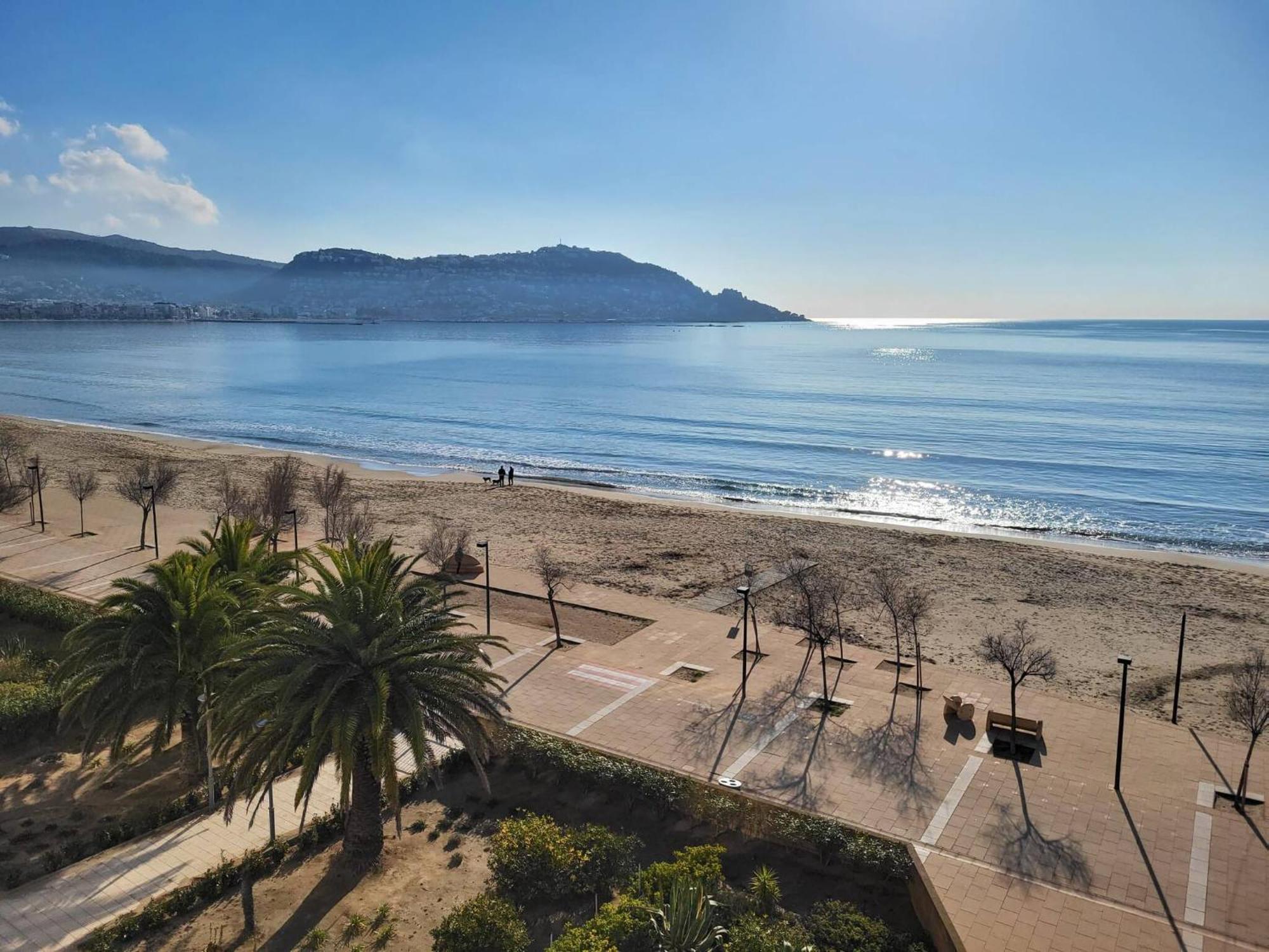 Apartamento Primera Linea Roses Con Vistas Al Mar Av-09 外观 照片